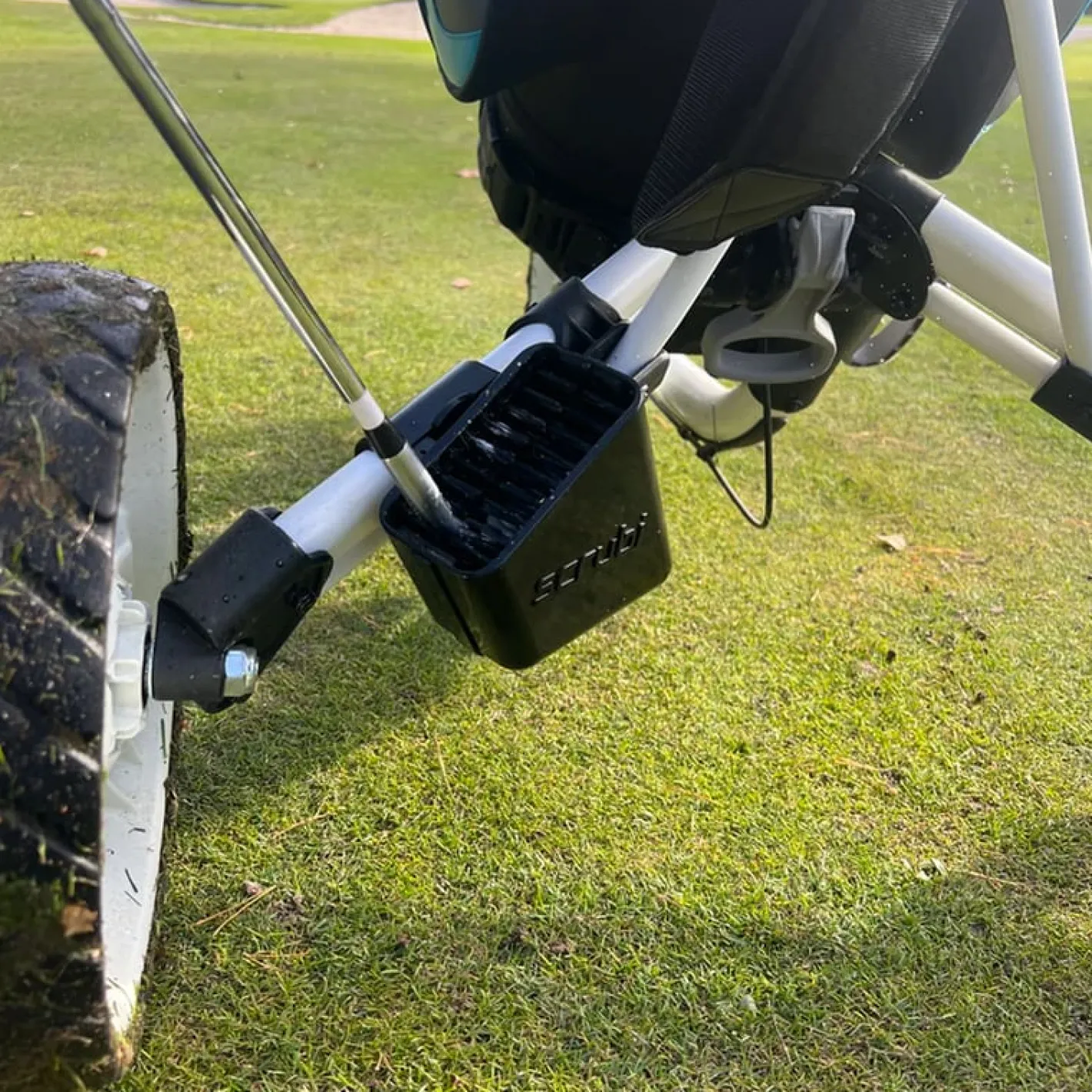 Övriga varumärken Scrubi Golf Club Cleaner Clicgear Clearance